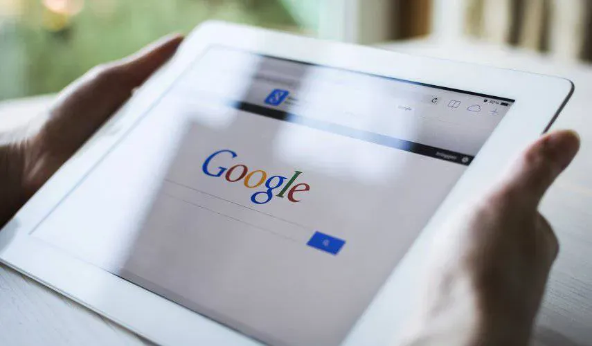 Illustration for blog article: Not mobile-friendly? What to check for visitors and Google